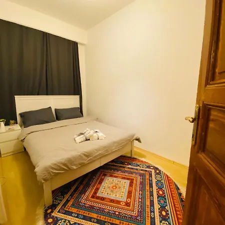 Cosy And Central Apartment**taksim**galata Apartment *